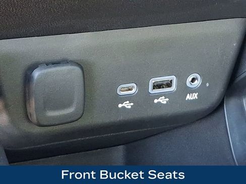 Used 2023 Chevrolet TrailBlazer RS w/ Sun and Liftgate Package image 30