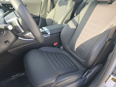 Certified 2025 Mercedes-Benz C 300 4MATIC Sedan image 23