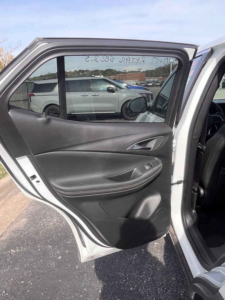 Used 2026 Buick Encore GX Preferred AWD/4WD image 15