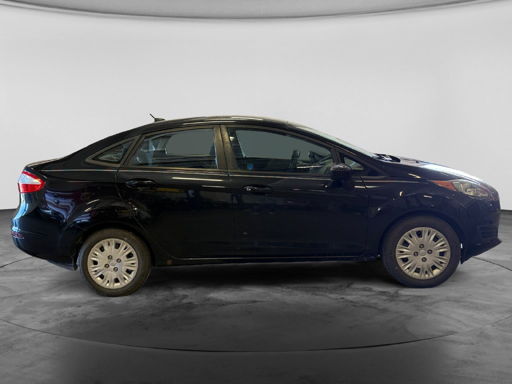Used 2014 Ford Fiesta S FWD image 9