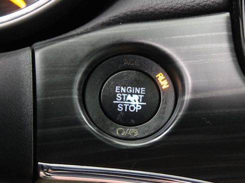 Used 2020 Jeep Grand Cherokee Limited w/ Premium Lighting Group RWD image 12