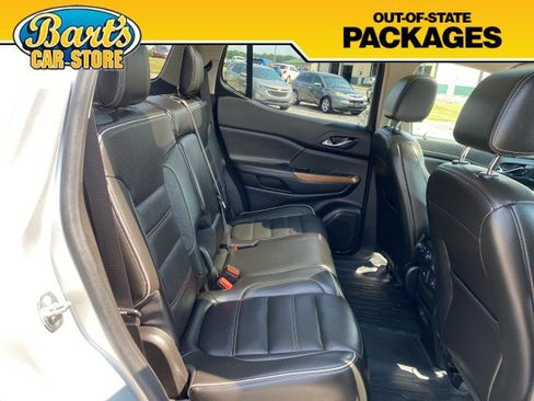 Used 2019 GMC Acadia Denali w/ Technology Package AWD/4WD image 11