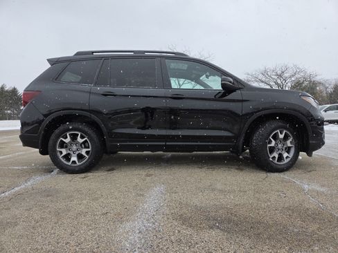 Certified 2023 Honda Passport TrailSport image 21