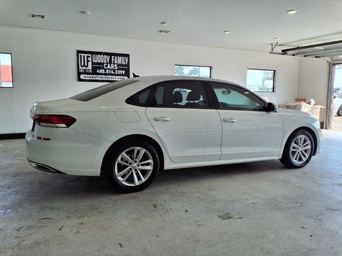 Used 2021 Volkswagen Passat 2.0T S FWD image 3