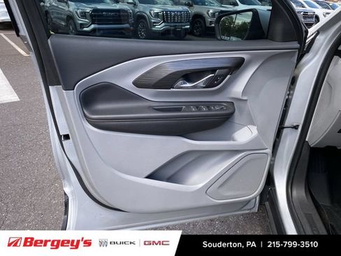 Used 2019 GMC Terrain SLT AWD/4WD image 25