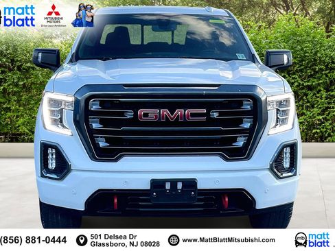 Used 2022 GMC Sierra 1500 AT4 w/ AT4 Premium Package image 3