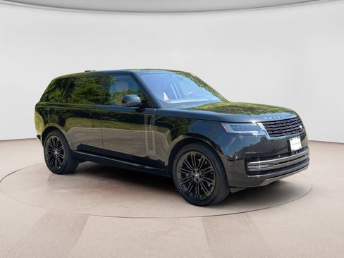 Used 2023 Land Rover Range Rover Long Wheelbase Autobiography AWD/4WD image 7