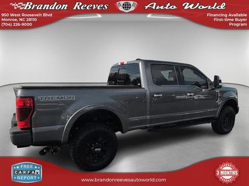 Used 2022 Ford F250 Platinum w/ Tremor Off-Road Package image 4