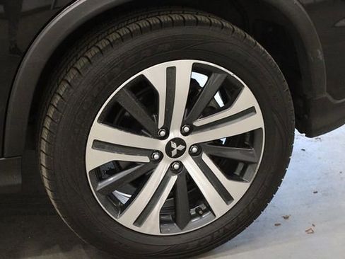 Used 2024 Mitsubishi Outlander Sport SE image 33