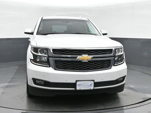 Used 2019 Chevrolet Tahoe LT w/ Luxury Package image 2