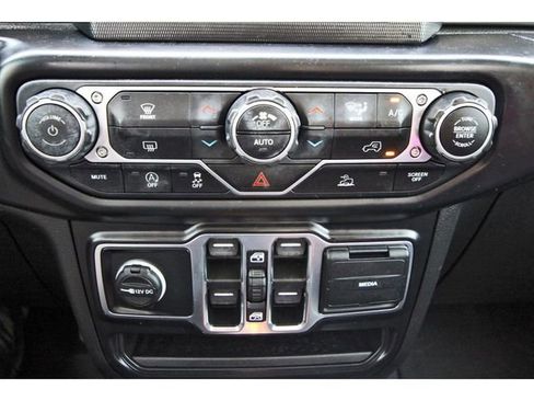 Used 2022 Jeep Wrangler Unlimited Sport AWD/4WD image 26