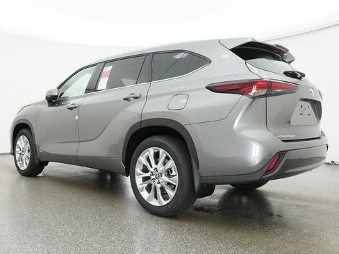 New 2026 Toyota Highlander Limited image 21