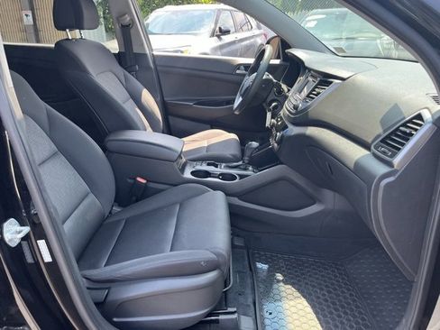 Used 2017 Hyundai Tucson SE image 10