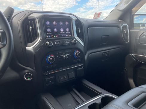 Used 2020 Chevrolet Silverado 1500 LTZ w/ LTZ Premium Package AWD/4WD image 22