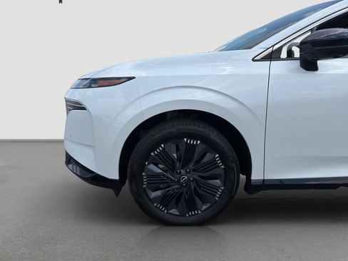 Used 2025 Nissan Murano Platinum AWD/4WD image 22