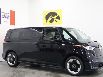 New 2025 Volkswagen ID. Buzz Pro S