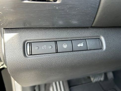 New 2026 Nissan Pathfinder SL AWD/4WD image 24