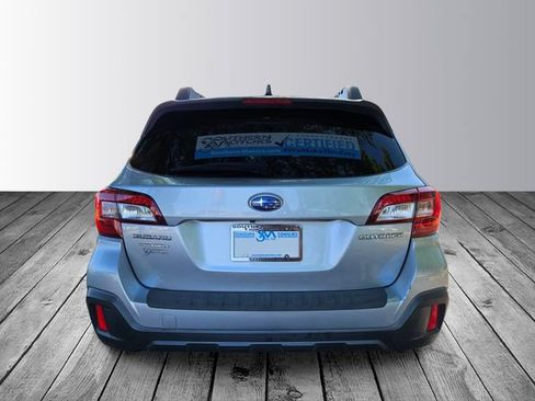 Used 2019 Subaru Outback 2.5i Limited AWD/4WD image 4