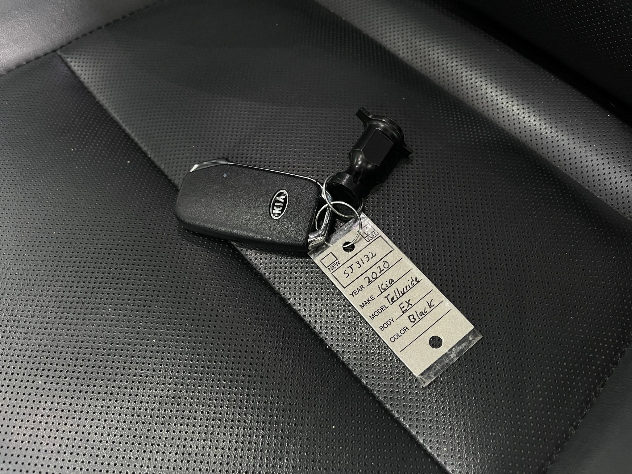 Used 2020 Kia Telluride EX AWD/4WD image 39