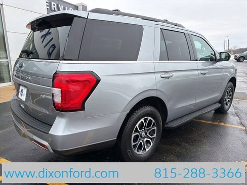 Used 2024 Ford Expedition XLT image 7