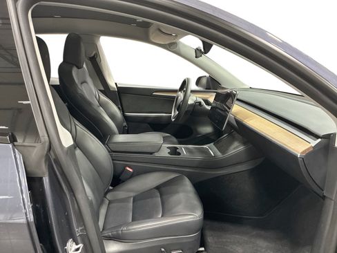 Certified 2023 Tesla Model Y Performance AWD/4WD image 13