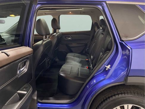 Used 2021 Nissan Rogue SV w/ Premium Package image 24