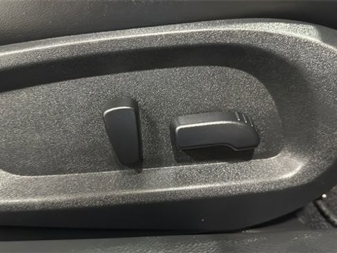 Used 2018 INFINITI Q60 3.0t Luxe w/ Sensory Package 3.0T Luxe image 28