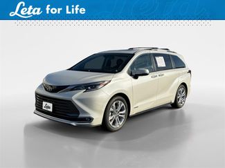 Used 2021 Toyota Sienna Platinum video 1