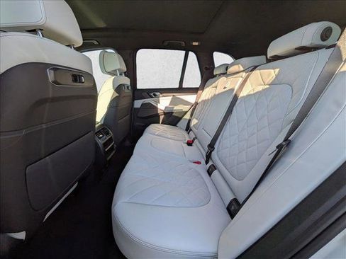 New 2026 BMW X5 xDrive40i image 16