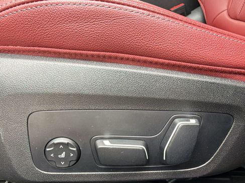 Used 2025 BMW 330i Sedan RWD image 14