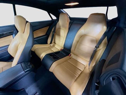Used 2016 Mercedes-Benz E 400 Coupe image 21