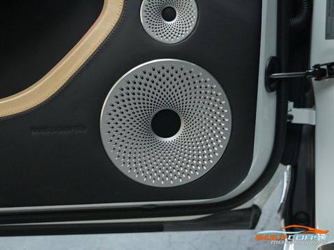 Used 2023 Bentley Continental GT V8 image 25