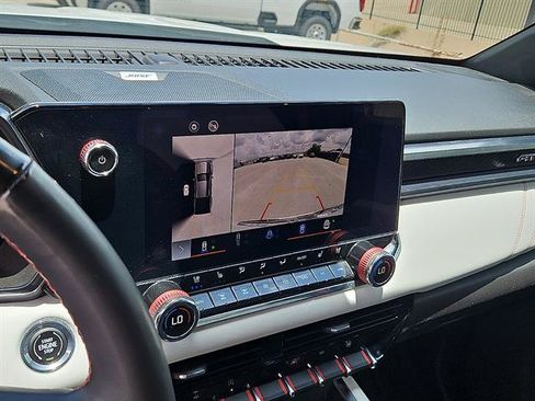 Certified 2023 GMC Canyon AT4X w/ Edition 1 AWD/4WD image 17