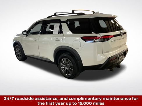 Certified 2023 Nissan Pathfinder SV AWD/4WD image 3