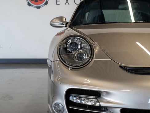 Used 2013 Porsche 911 Turbo S AWD/4WD image 33