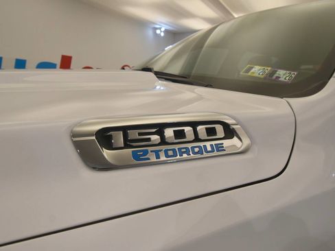 Used 2021 RAM 1500 Big Horn image 10