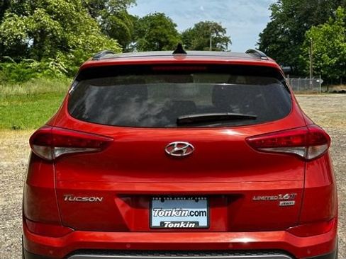 Used 2016 Hyundai Tucson Limited w/ Option Group 03 AWD/4WD image 8
