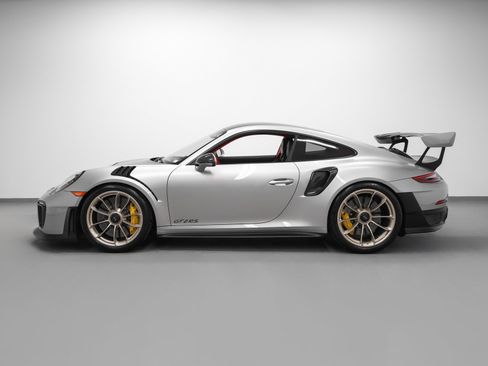 Certified 2019 Porsche 911 GT2 RS image 2
