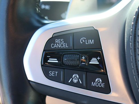 Certified 2023 BMW X5 xDrive45e w/ Executive Package image 18