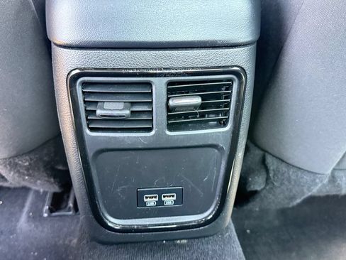 Used 2022 Dodge Charger SXT w/ Blacktop Package RWD image 37