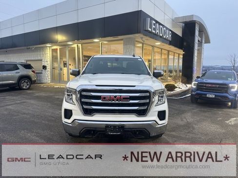 Used 2021 GMC Sierra 1500 SLE w/ Preferred Package image 9