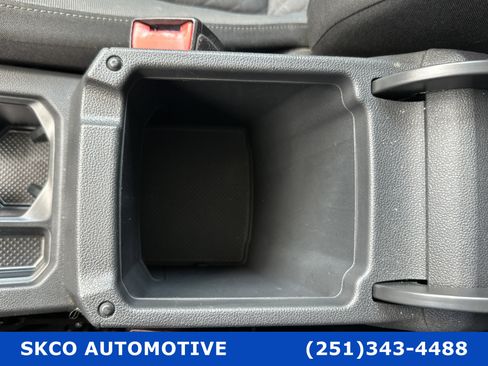 Used 2020 Volkswagen Tiguan S image 25