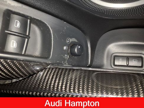 Used 2011 Audi R8 V10 AWD/4WD image 17