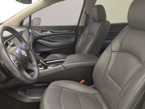 Used 2020 Buick Enclave Essence image 17