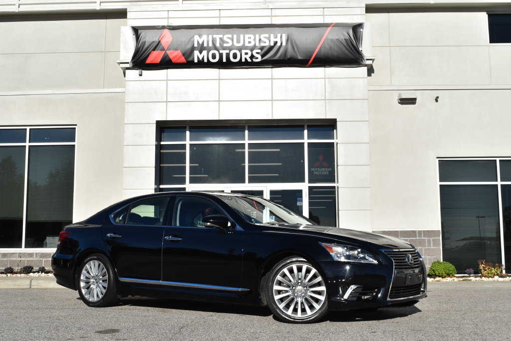 Used 2017 Lexus LS 460 AWD w/ Comfort Package image 1