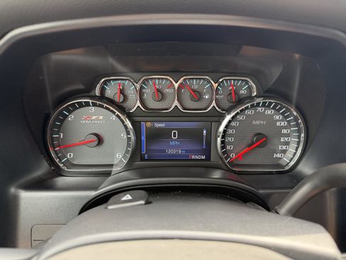 Used 2014 Chevrolet Silverado 1500 LT w/ LT Convenience Package AWD/4WD image 24