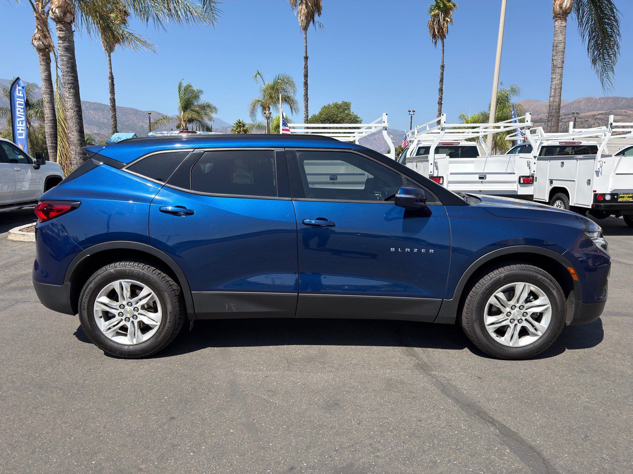 Used 2022 Chevrolet Blazer LT FWD image 9