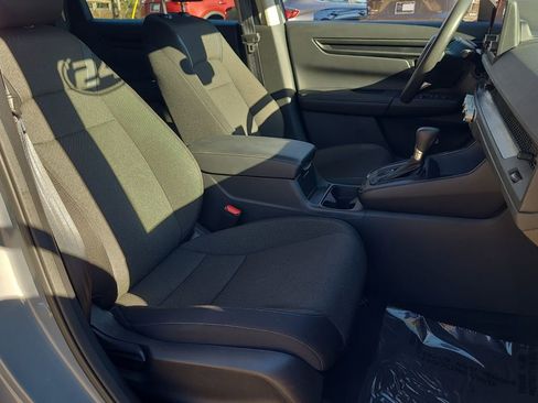 Used 2024 Honda CR-V LX image 19