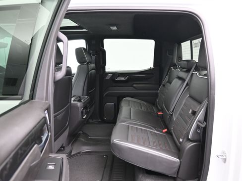 Used 2024 GMC Sierra 1500 AT4X image 10