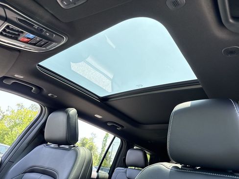 New 2026 Jeep Grand Cherokee L Limited w/ Limited Altitude Package RWD image 16